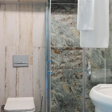 Otel Rain And Food Marmaris