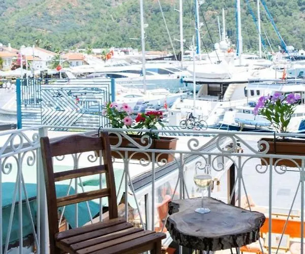 Rain And Food מלון 3*